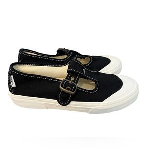 NWOB Vans Style 93 Mary Jane Black Canvas Buckle Slip-On Sneakers Size 7.5